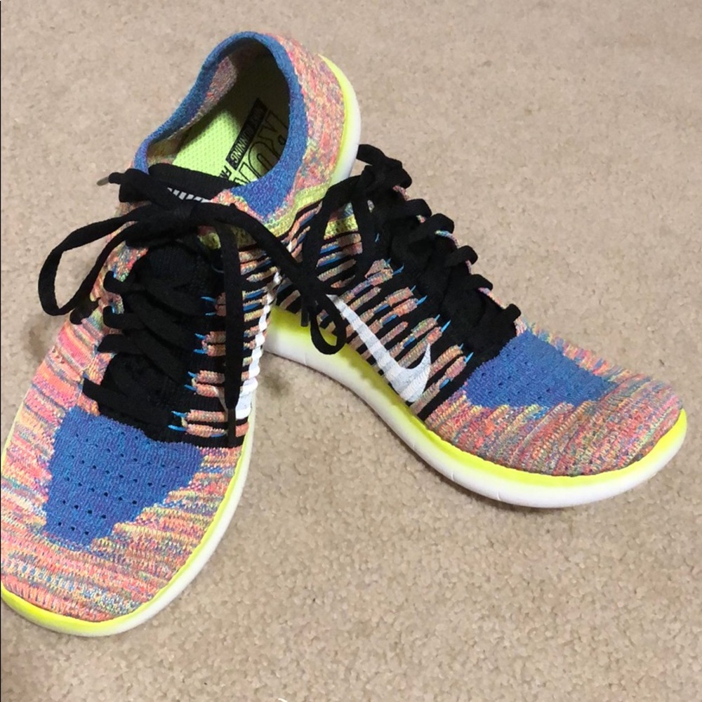 Women’s Nike Free Rn Flyknit Shoes
